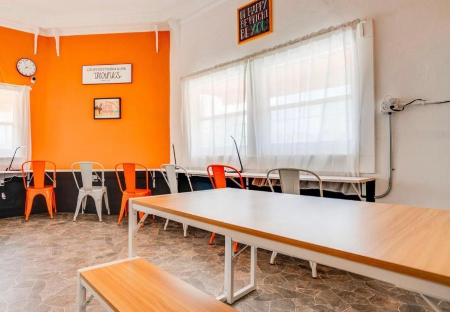 Miami On A Budget - Free Dinner -Coffee - Tea - Every Day-Female Only Dorms - Men Only Dorms - Under New Management Luaran gambar